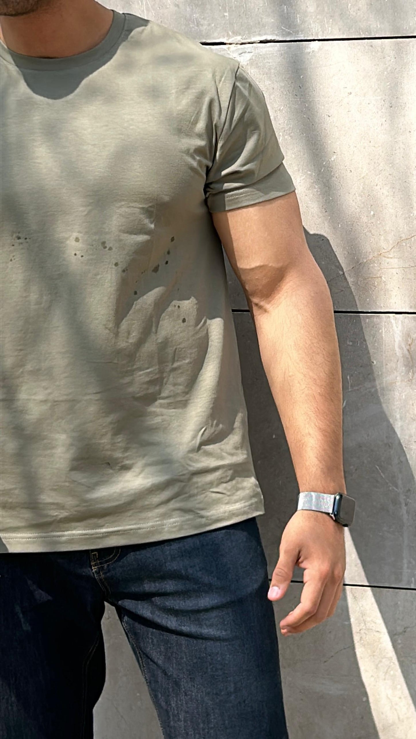 Basic T-shirt - Olive Green